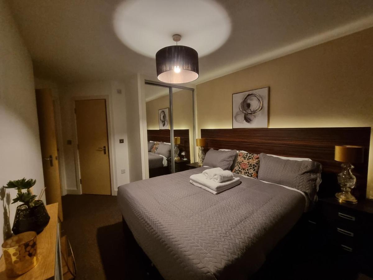 High Street - 2Bd Apt - King Beds - Parking - Wise Stays 南安普敦 外观 照片